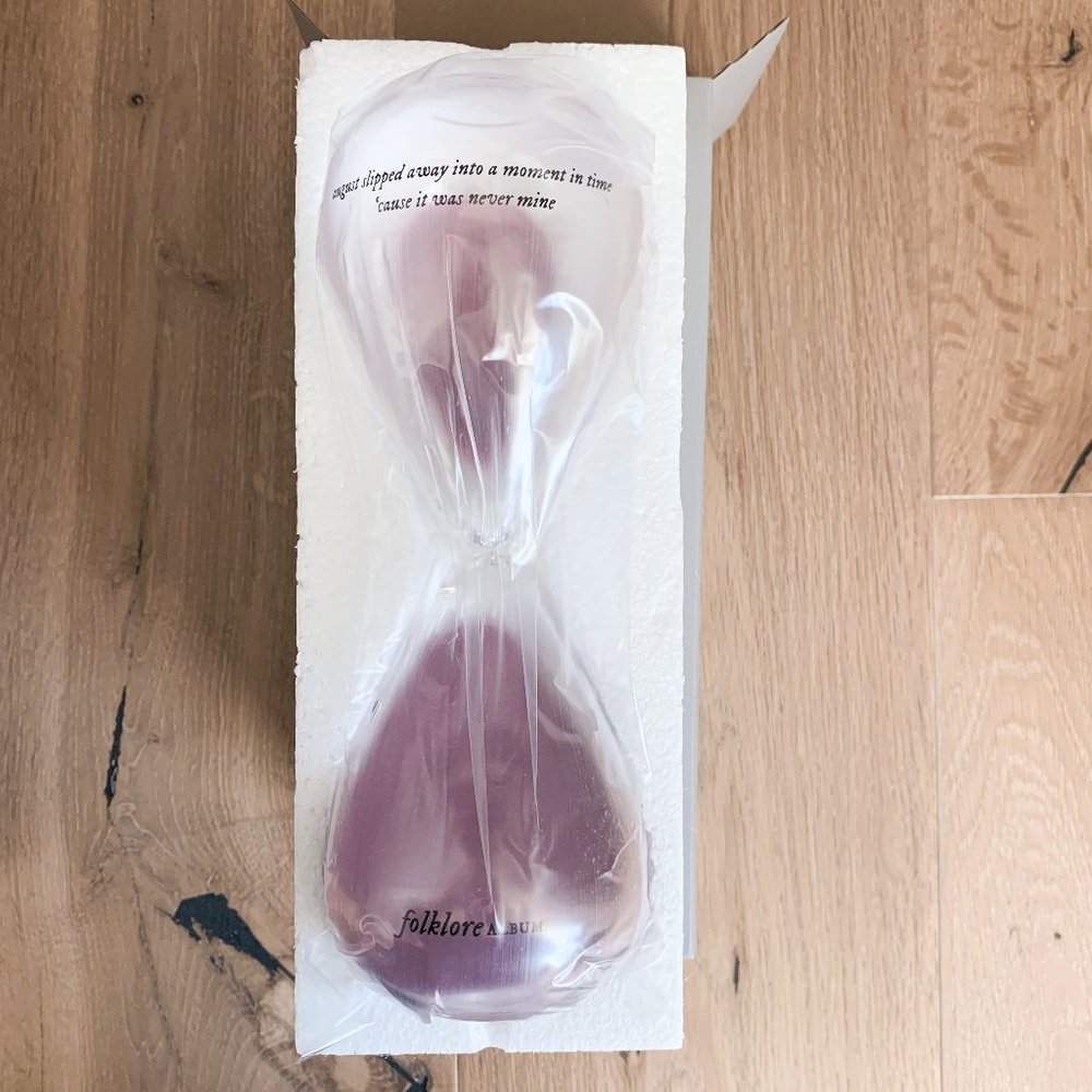 NWT Taylor Swift "August Slipped Away" Hourglass